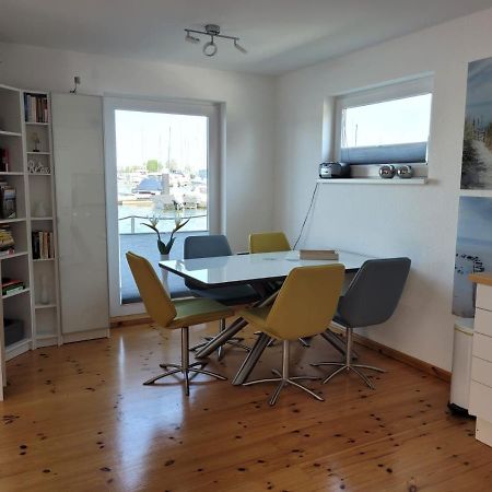 מלון Kröslin 4 Sterne Dtv Floating House מראה חיצוני תמונה